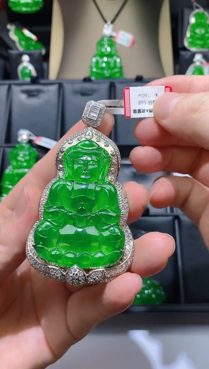 【闪购商品】翡翠颈饰未镶嵌翡翠U32