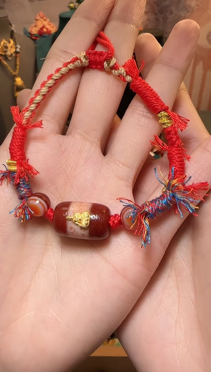 【闪购商品】玛瑙手链18K金镶嵌吊坠