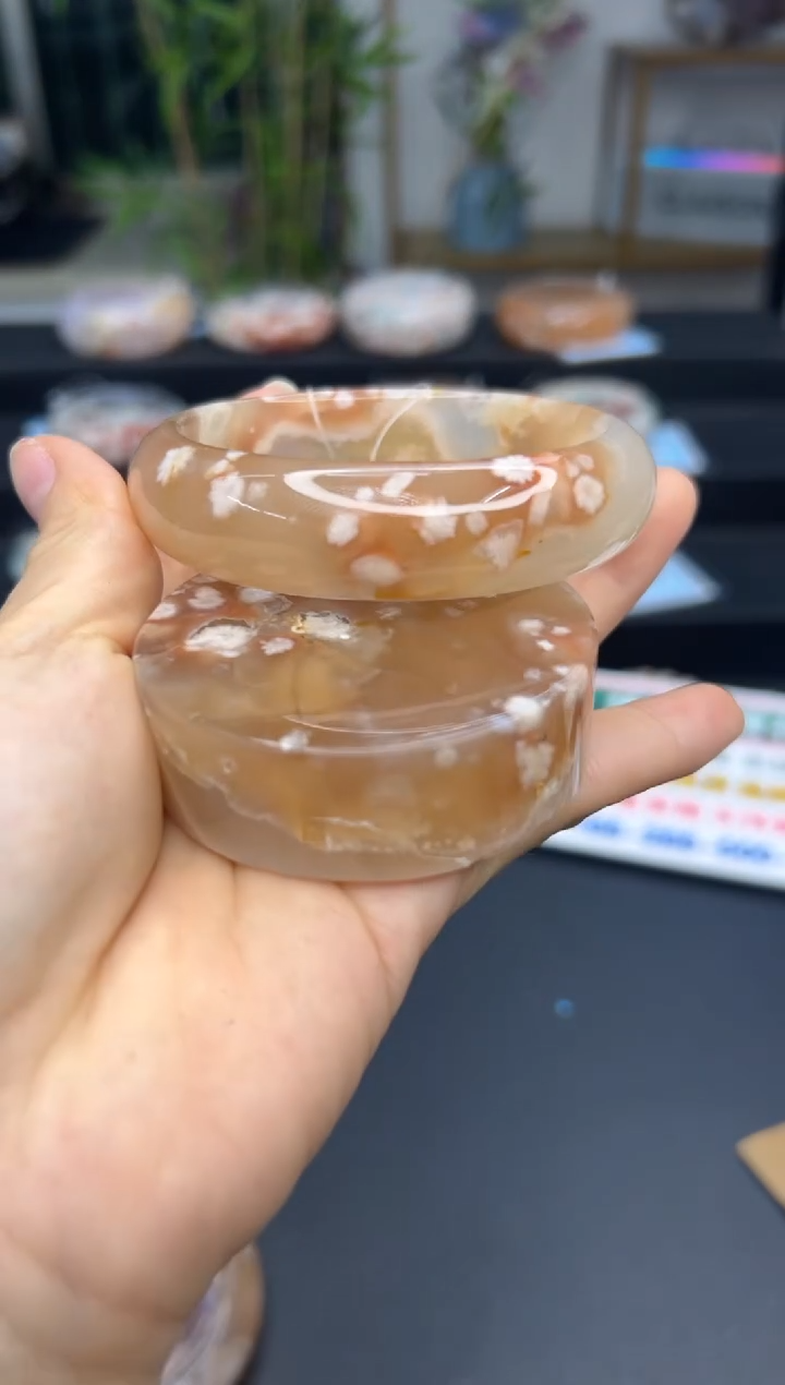 【闪购商品】石英质玉手镯未镶嵌A426(61圈赠送镯心)