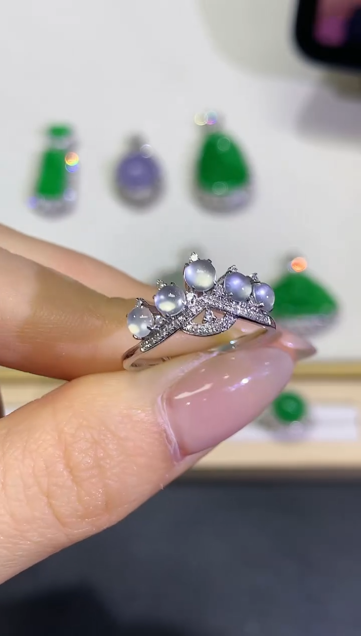 【闪购商品】翡翠颈饰18K金镶嵌团购80