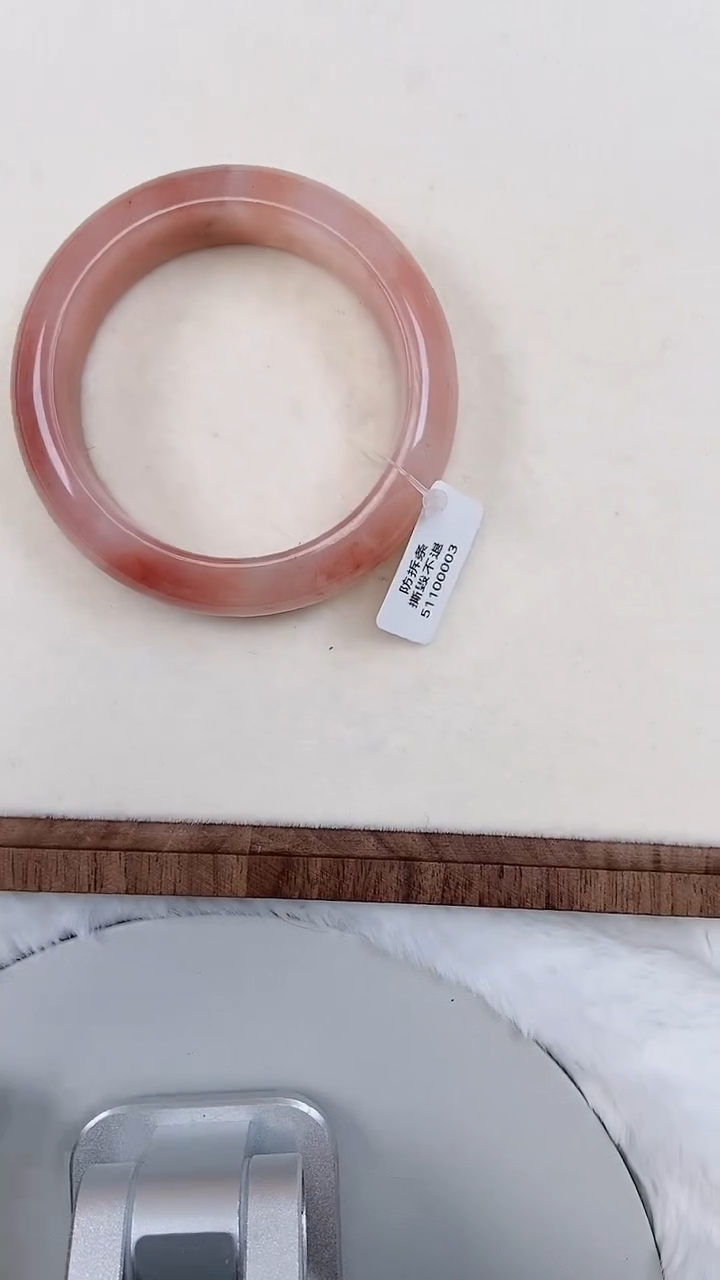 【闪购商品】石英质玉手镯未镶嵌12