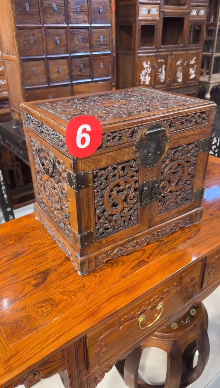 【闪购商品】木木艺黄花梨透雕官箱2980.888
