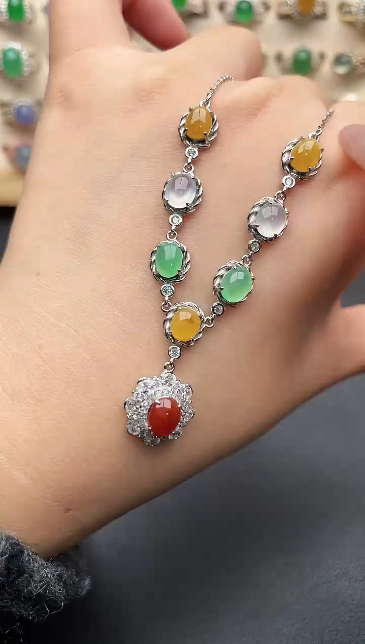 未镶嵌戒指翡翠一物一证一礼盒