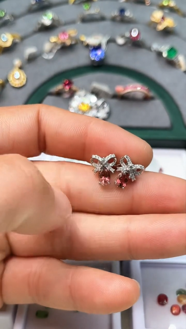 【闪购商品】碧玺猫眼耳饰银S925镶嵌耳钉