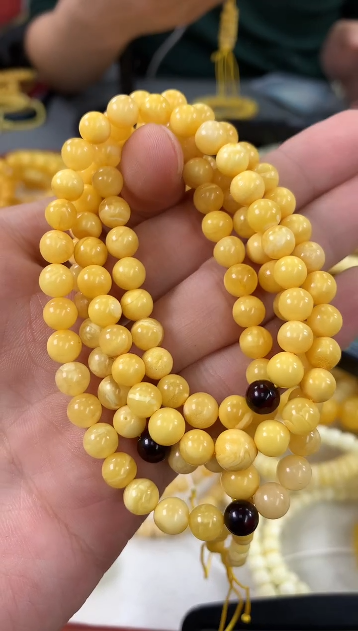 【闪购商品】琥珀裸石未镶嵌链子