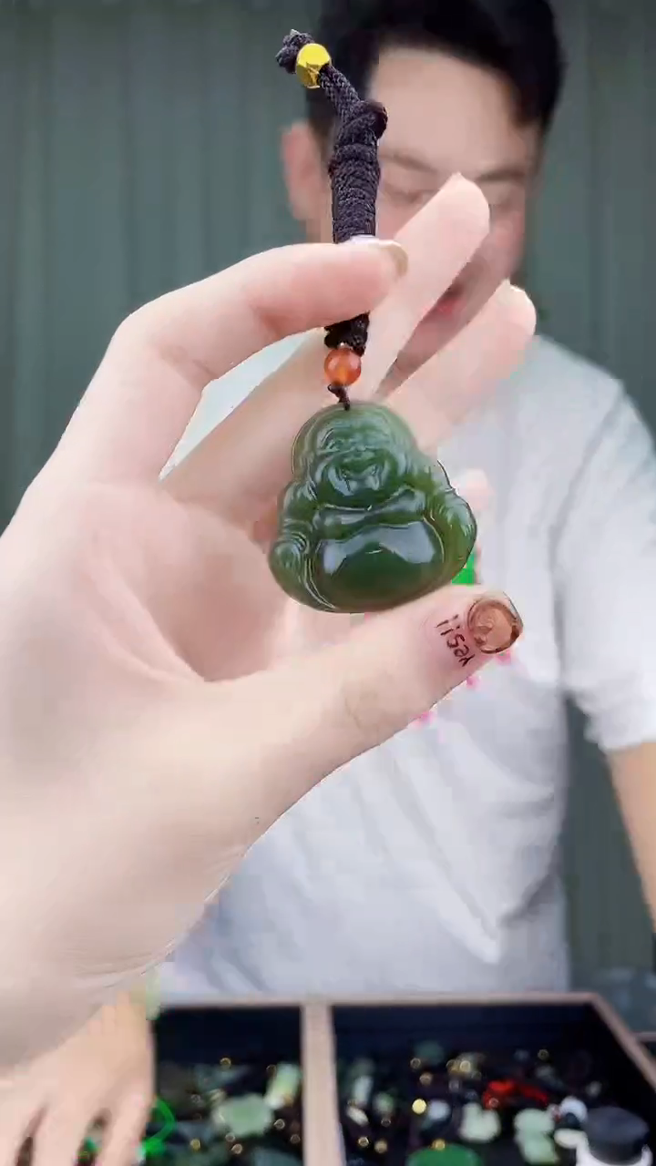 颈饰未镶嵌和田玉拍一发一，多样性发货！