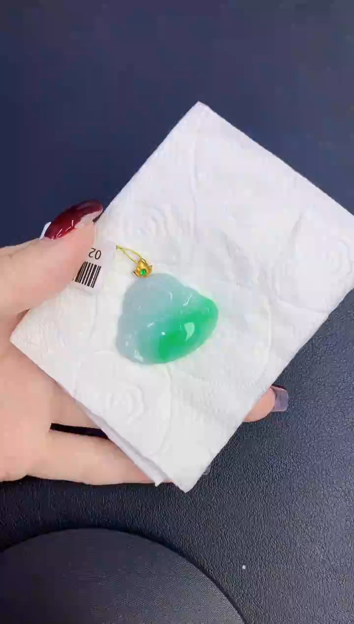 颈饰18K金镶嵌翡翠缅甸天然翡翠a货