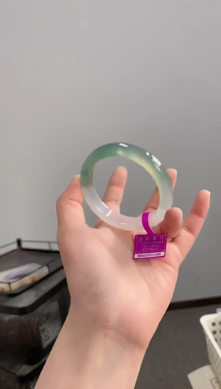 【闪购商品】玛瑙/玉髓手镯未镶嵌55-56圈