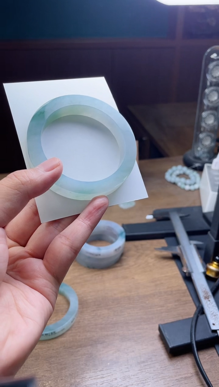 未镶嵌手镯定制翡翠@***霞定制