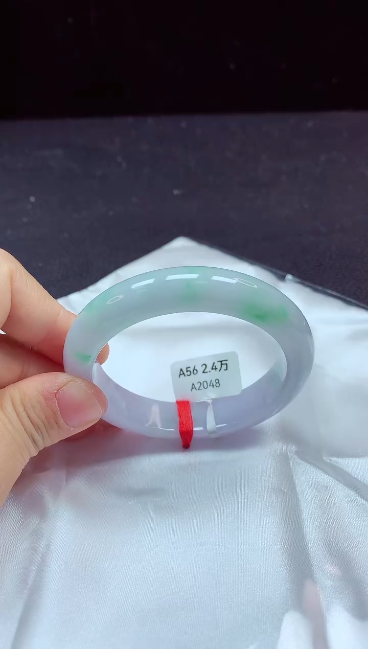 【闪购商品】翡翠手镯未镶嵌镯子56+