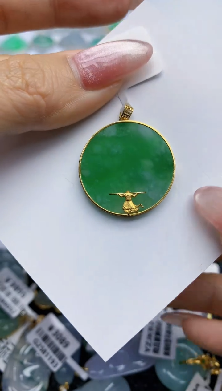 【闪购商品】翡翠挂件18K金镶嵌天然翡翠A货