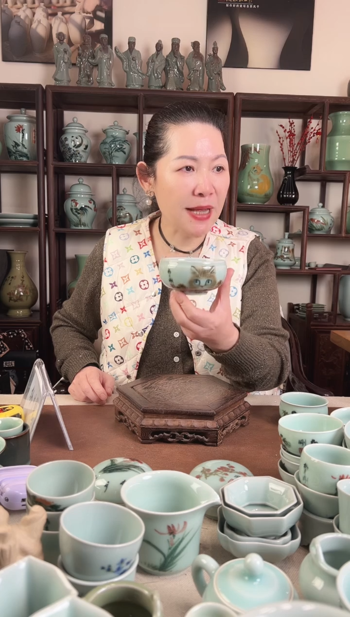 釉中彩 猫画 杯L