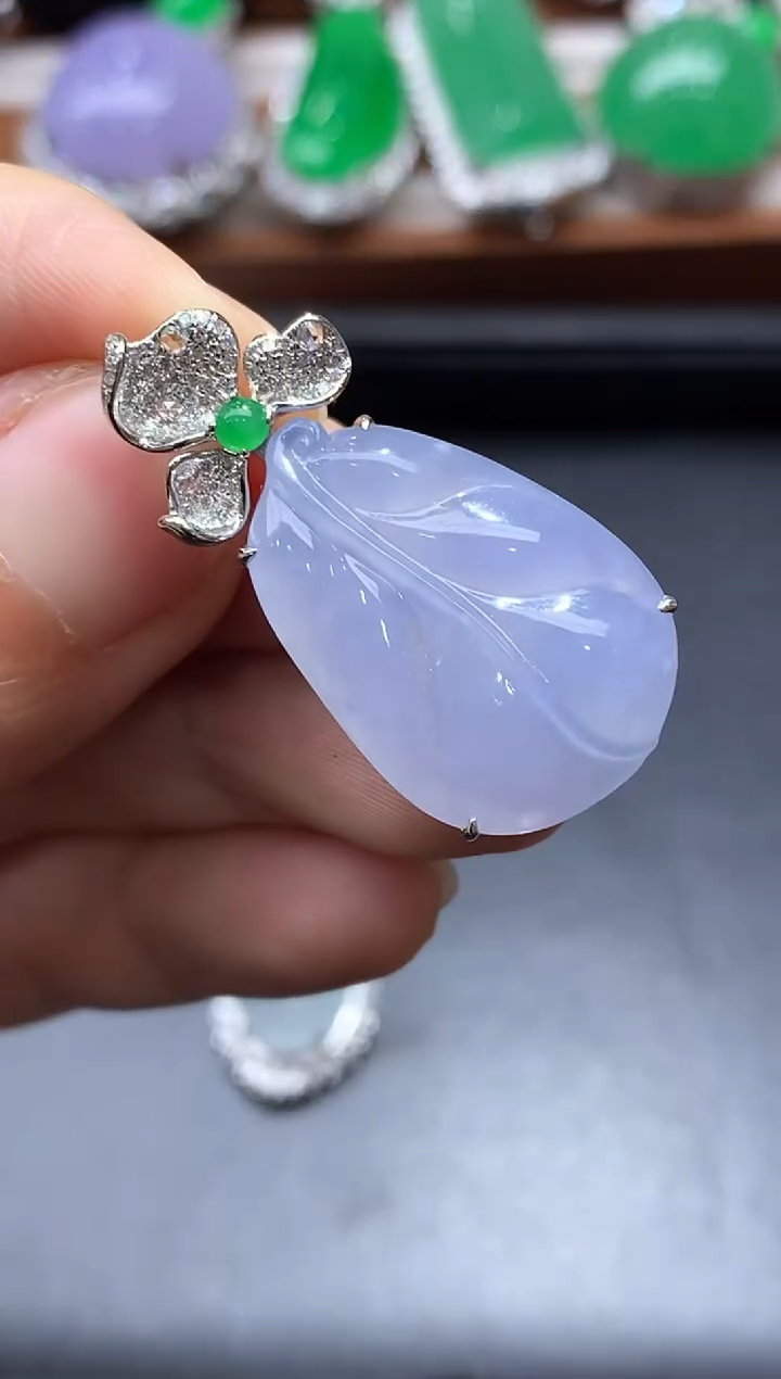 颈饰18K金镶嵌翡翠722-中国好珍宝