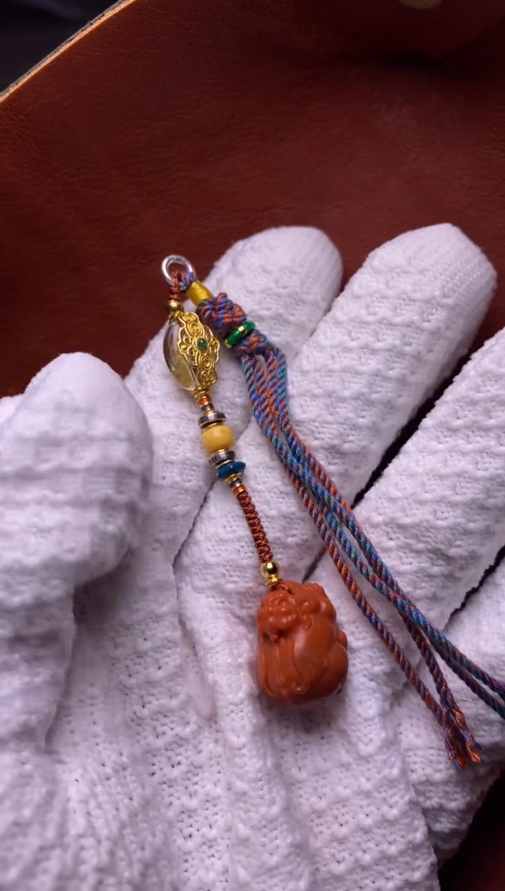 颈饰未镶嵌南红玛瑙貔貅侧挂（多样性发其一）