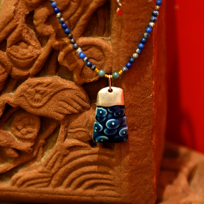 合金陶瓷项链 呈现-疏影荷叶毛衣链陶瓷