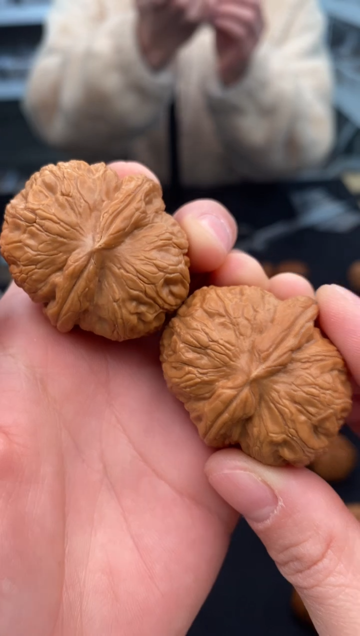 【闪购商品】文玩核桃把件元宝40-t826