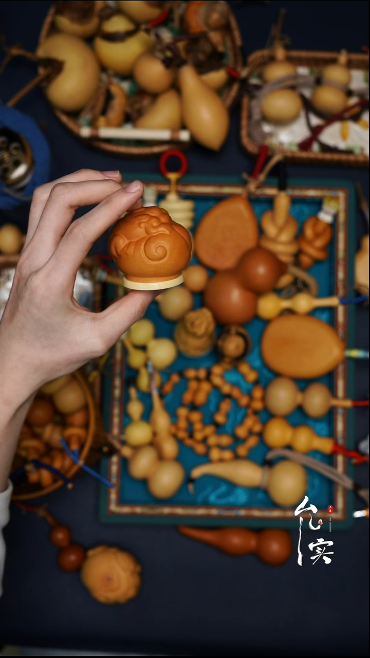 A***?文玩葫芦手把件