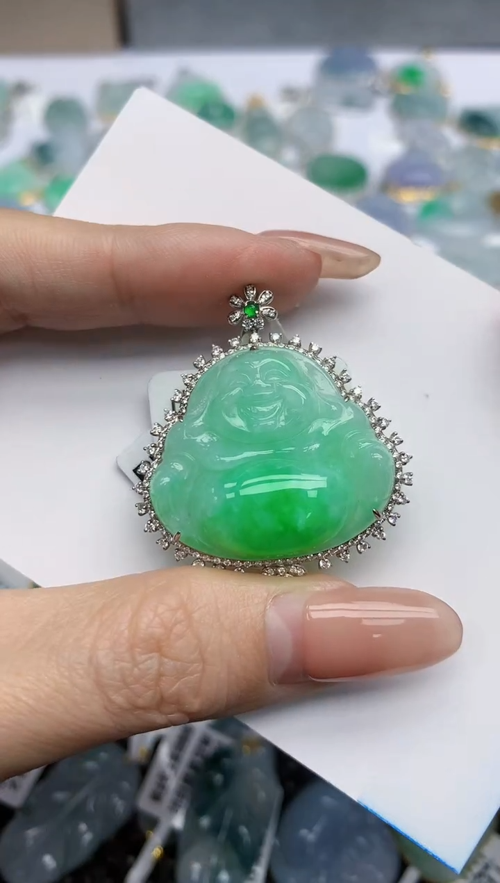 【闪购商品】翡翠挂件18K金镶嵌天然翡翠A货