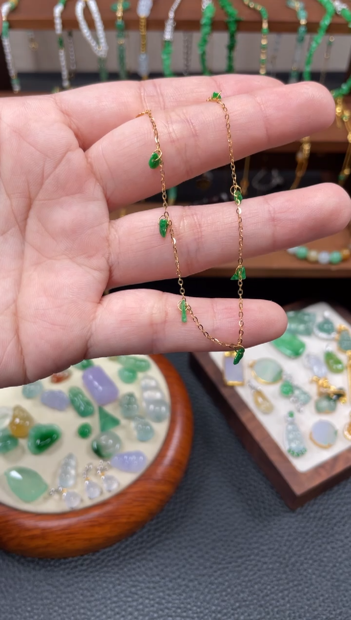 【闪购商品】翡翠套链18K金镶嵌一个     P548