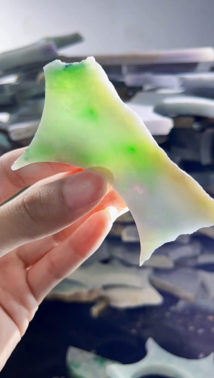 裸石翡翠缅甸翡翠A货陈8186