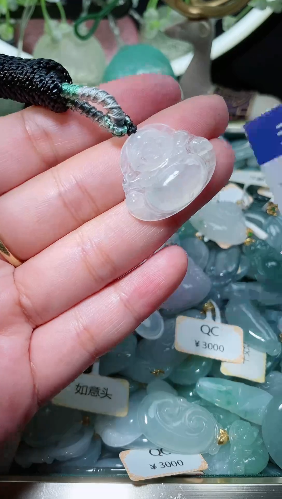 【闪购商品】翡翠颈饰未镶嵌 天然A货翡翠一件