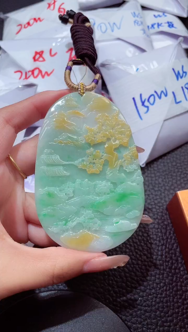 颈饰未镶嵌翡翠00000