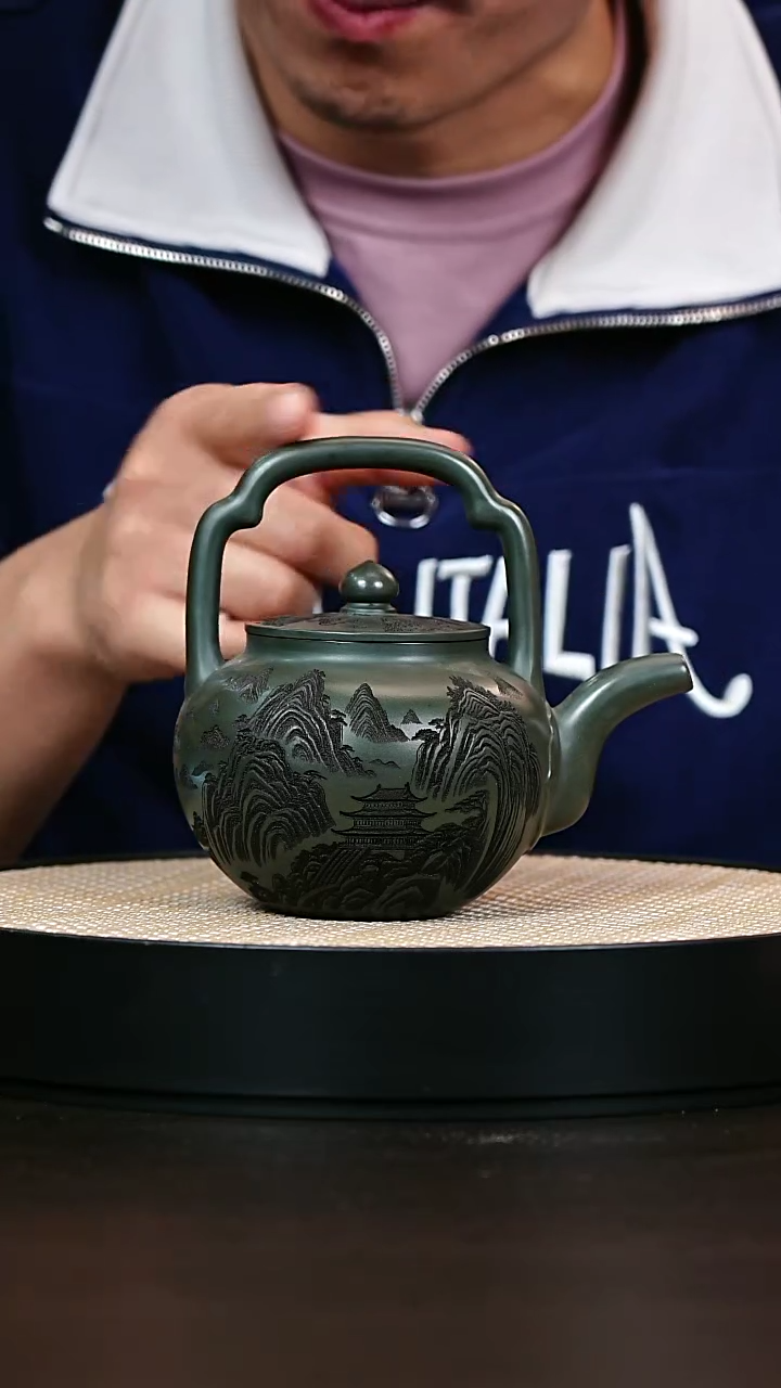 茶壶紫砂老墨绿提梁400cc