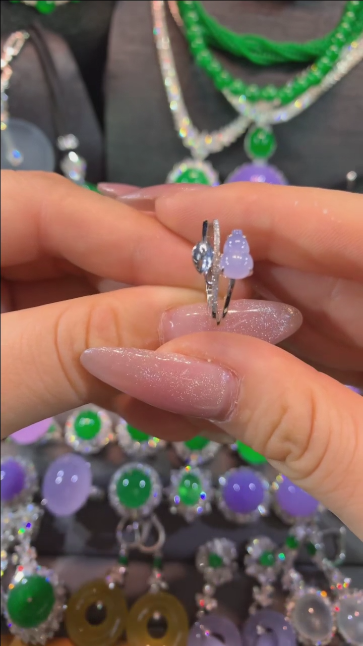 【闪购商品】翡翠戒圈18K金镶嵌戒指