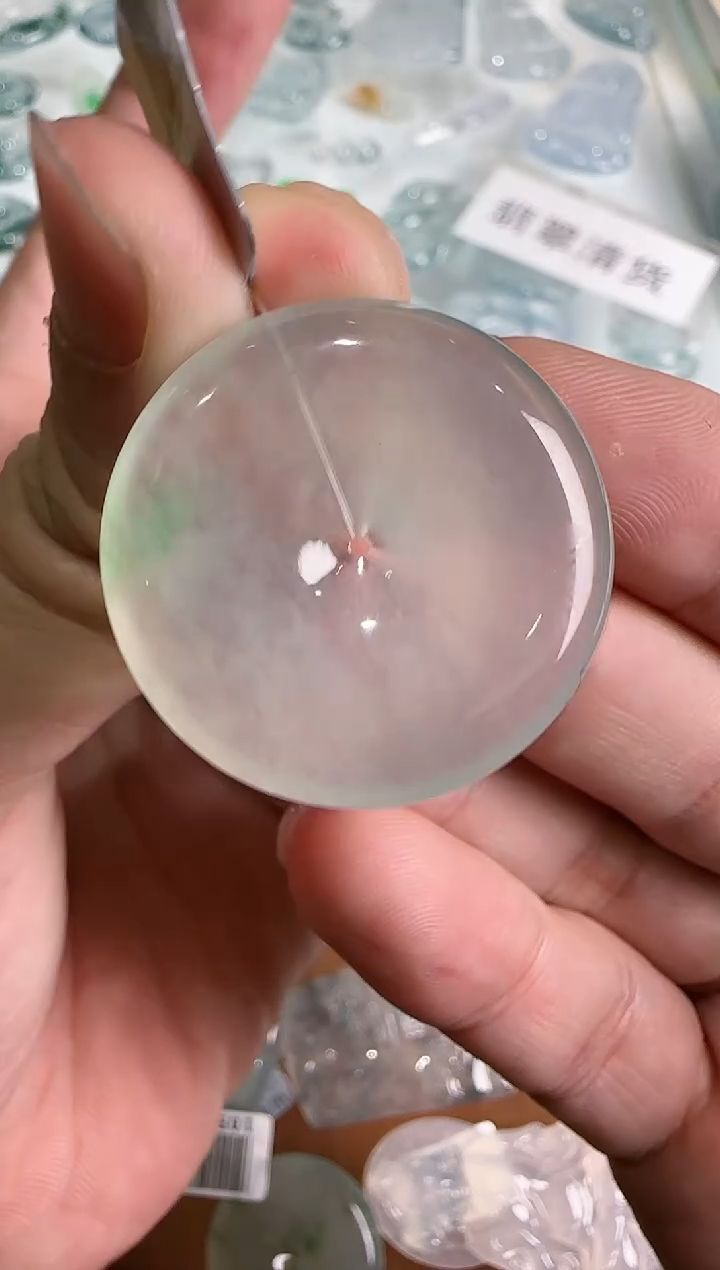 【闪购商品】翡翠吊坠(不含链)未镶嵌··