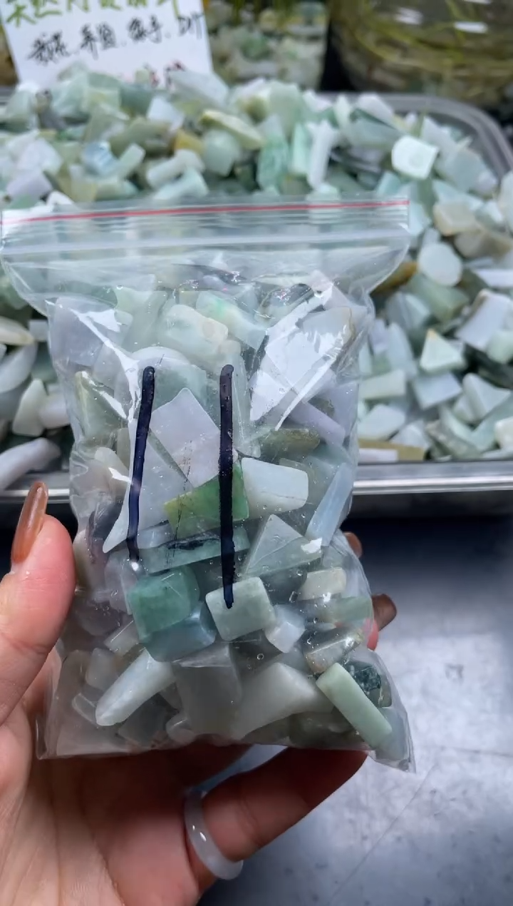 配石翡翠天然翡翠小号500克11