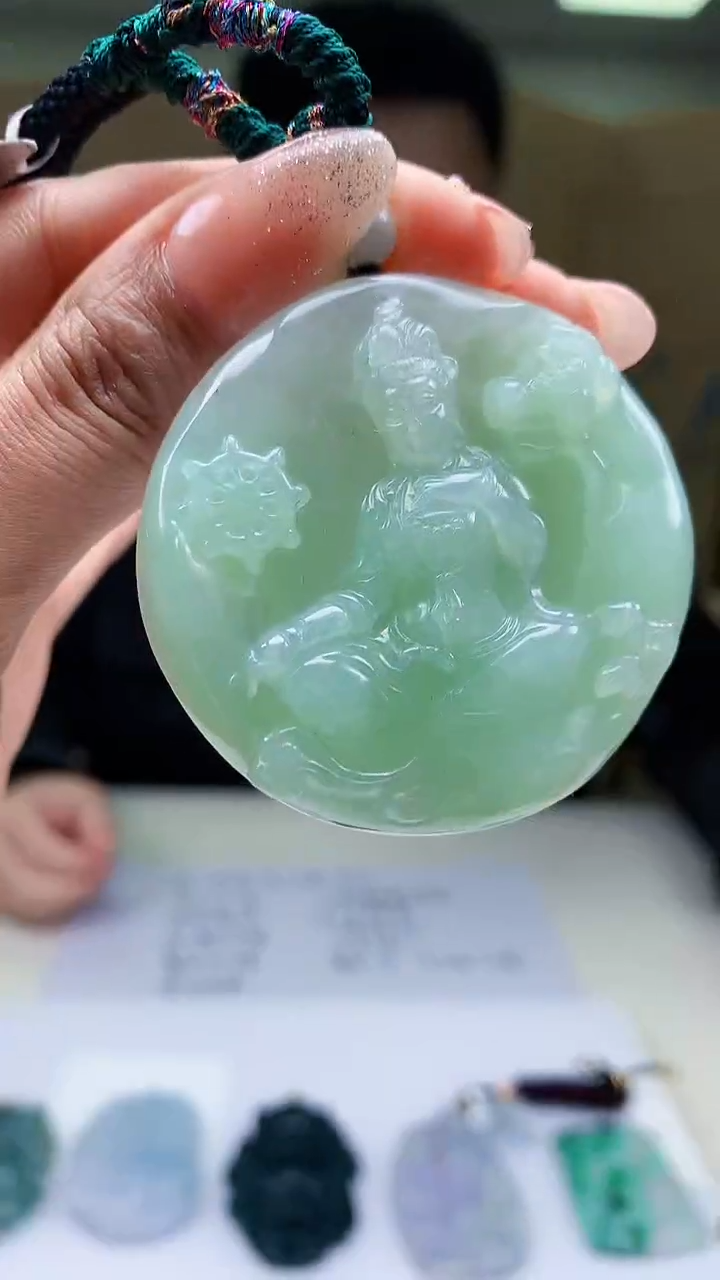 【闪购商品】定制翡翠未镶嵌5153MM-毛货挂件50