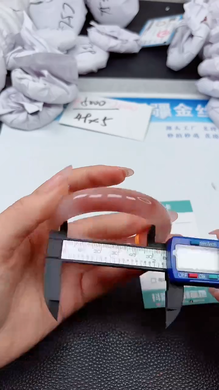 【闪购商品】石英质玉手镯未镶嵌A706