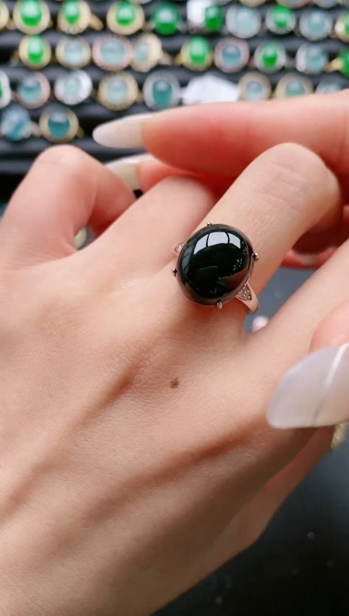 【闪购商品】翡翠戒指银S925镶嵌111111