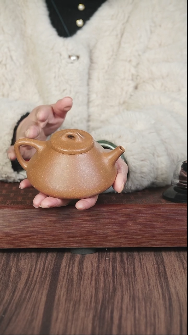 【闪购商品】紫砂茶壶沉香段  子冶石瓢