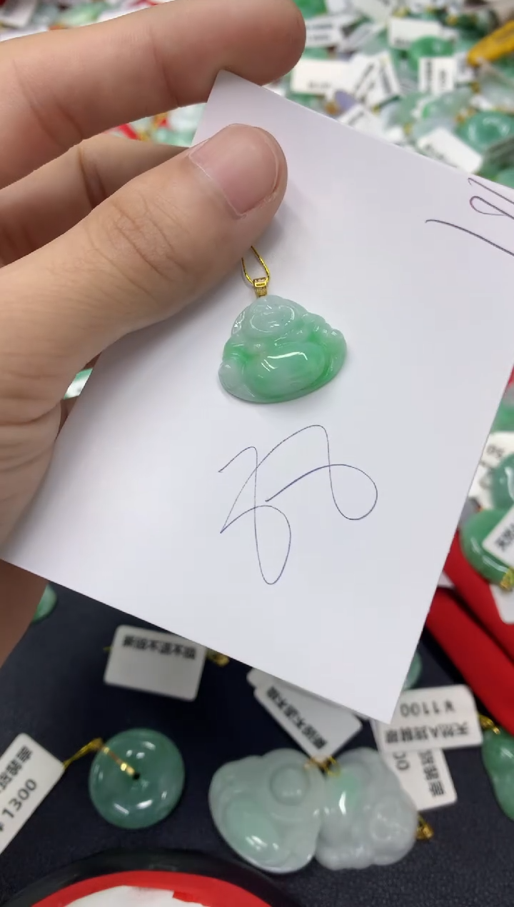 【闪购商品】翡翠颈饰18K金镶嵌翡翠