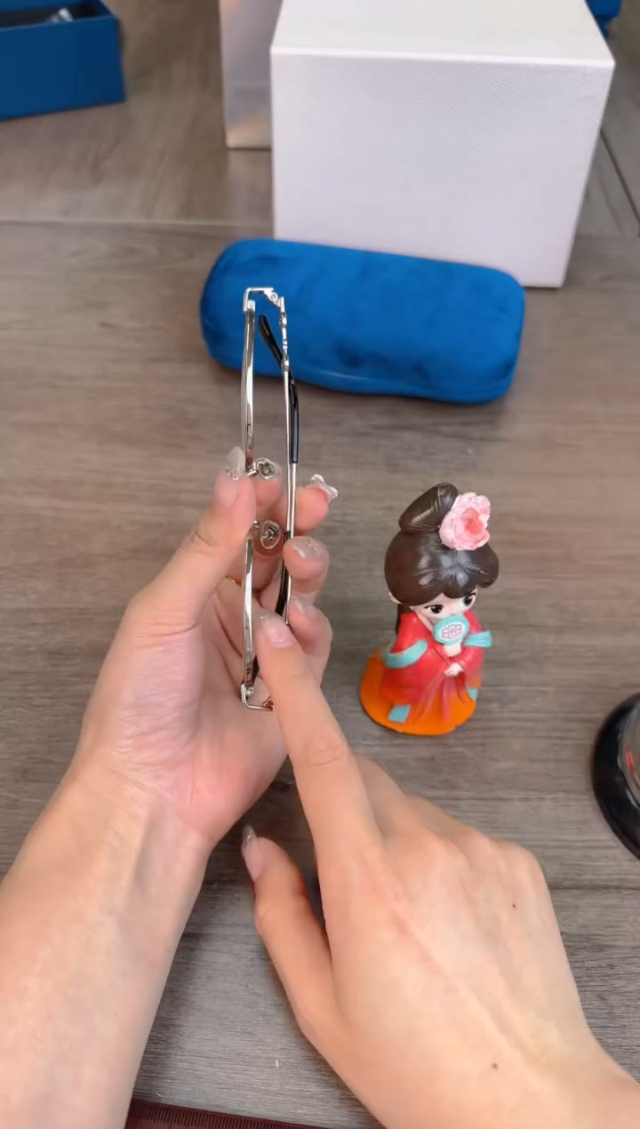 瓷片新号开播漏不停@@TT63