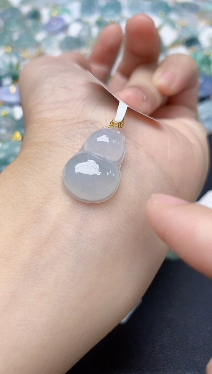 颈饰18K金镶嵌翡翠天然缅甸A货翡翠