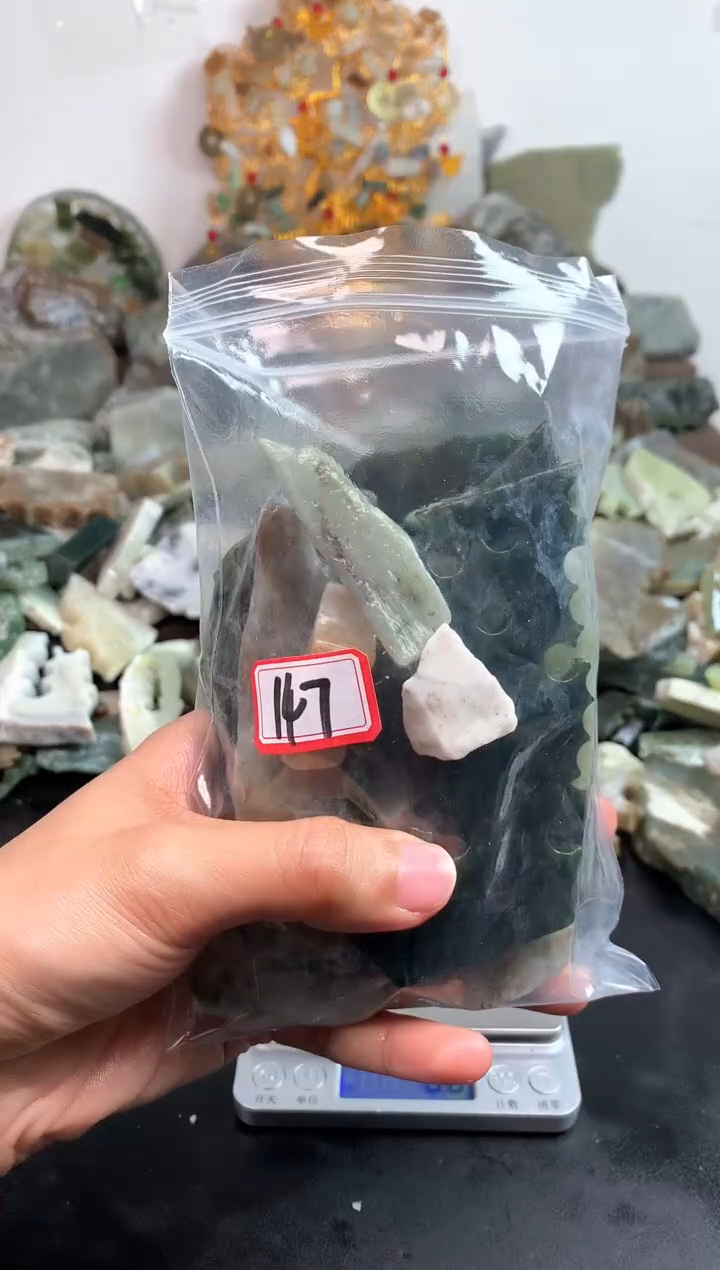 未镶嵌和田玉摆件147