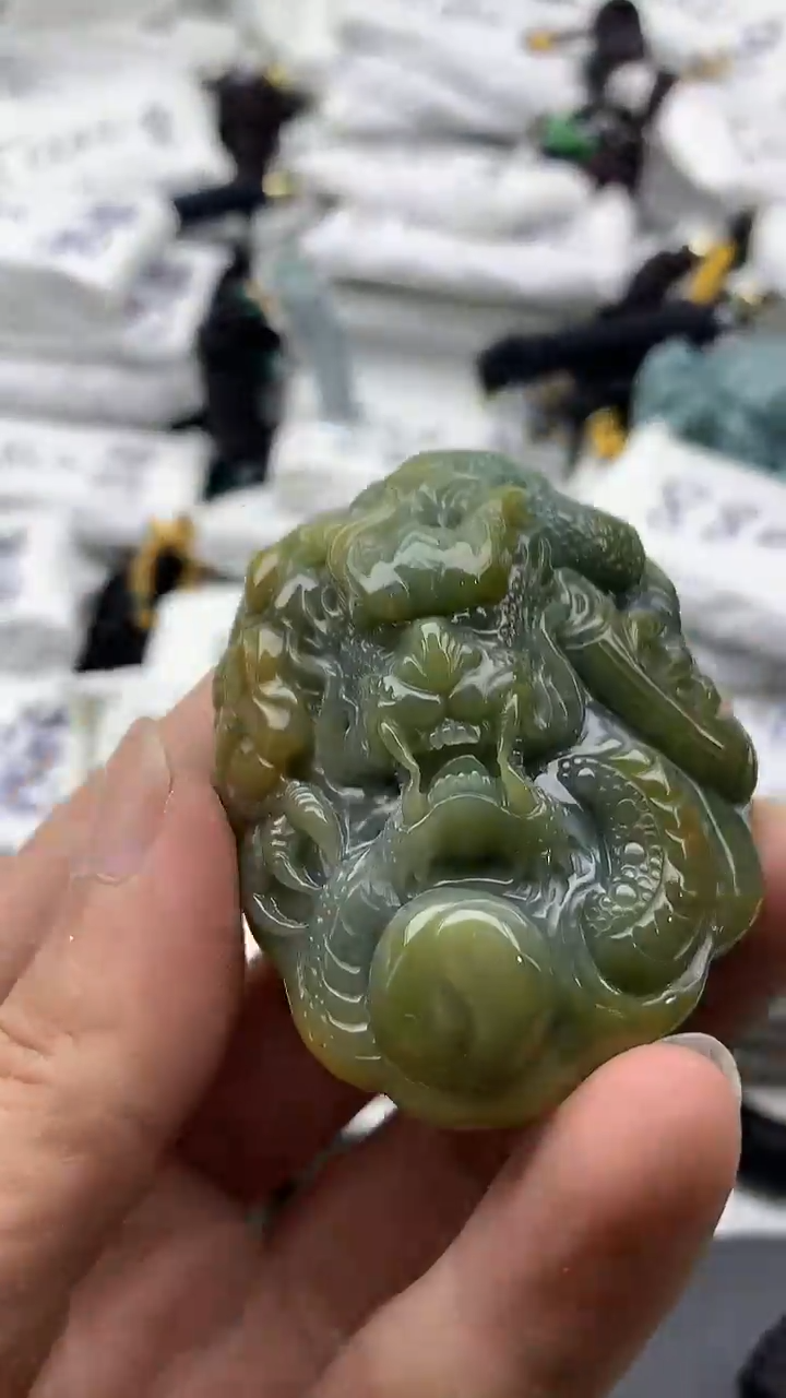 【闪购商品】翡翠颈饰未镶嵌555555555555