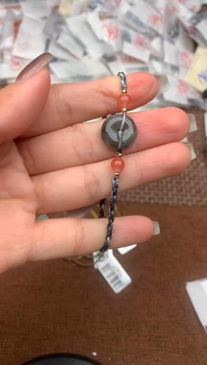 未镶嵌挂件翡翠—