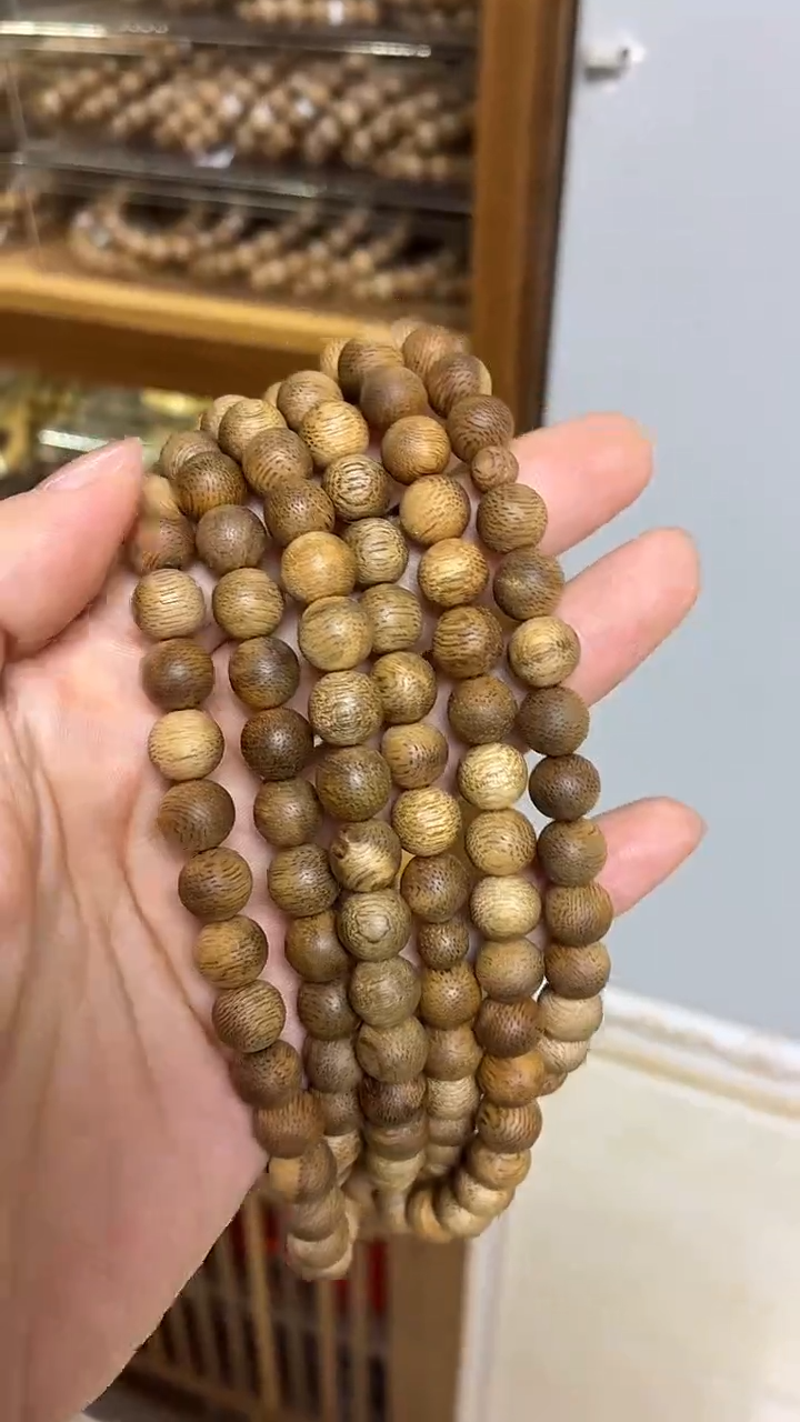 沉香手串文莱圆珠长串0.9虫漏多样性发其一