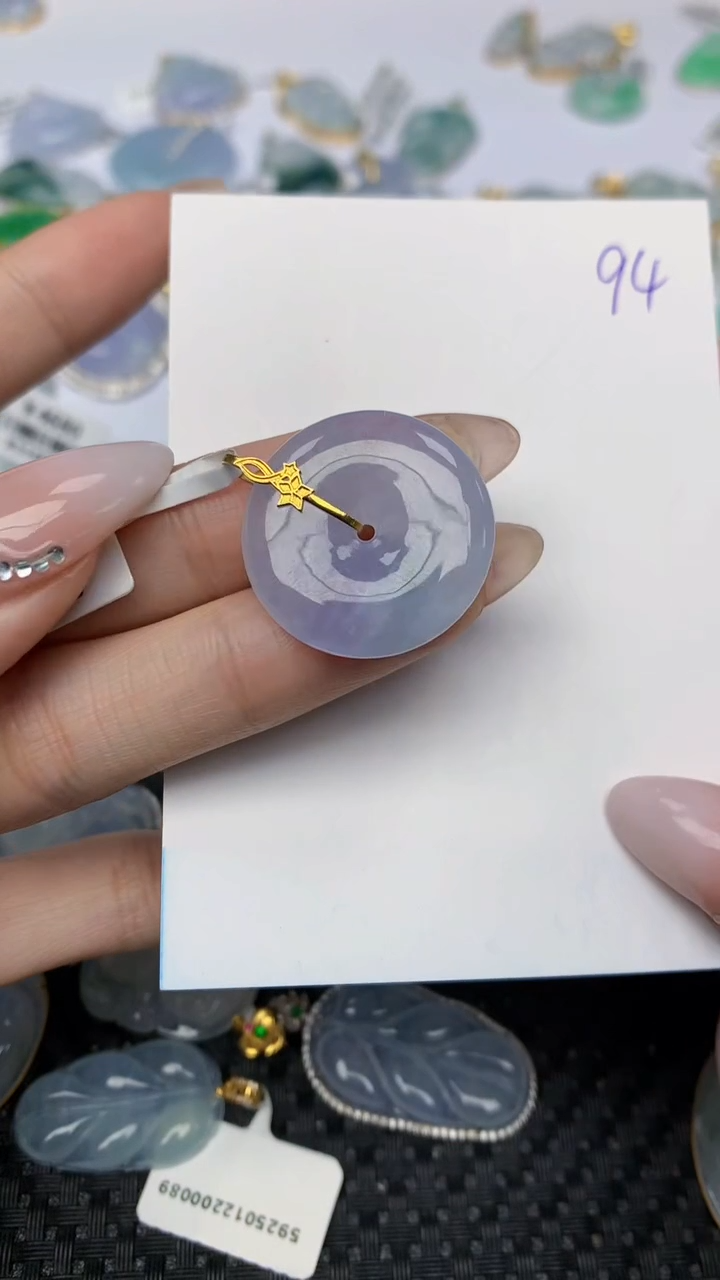 【闪购商品】翡翠颈饰18K金镶嵌天然翡翠A货