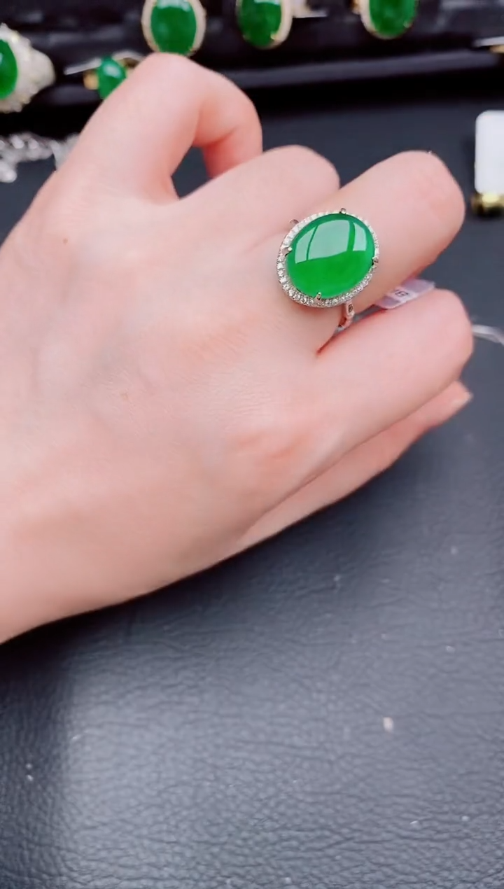 【闪购商品】翡翠戒指银S925镶嵌天然a货翡翠370