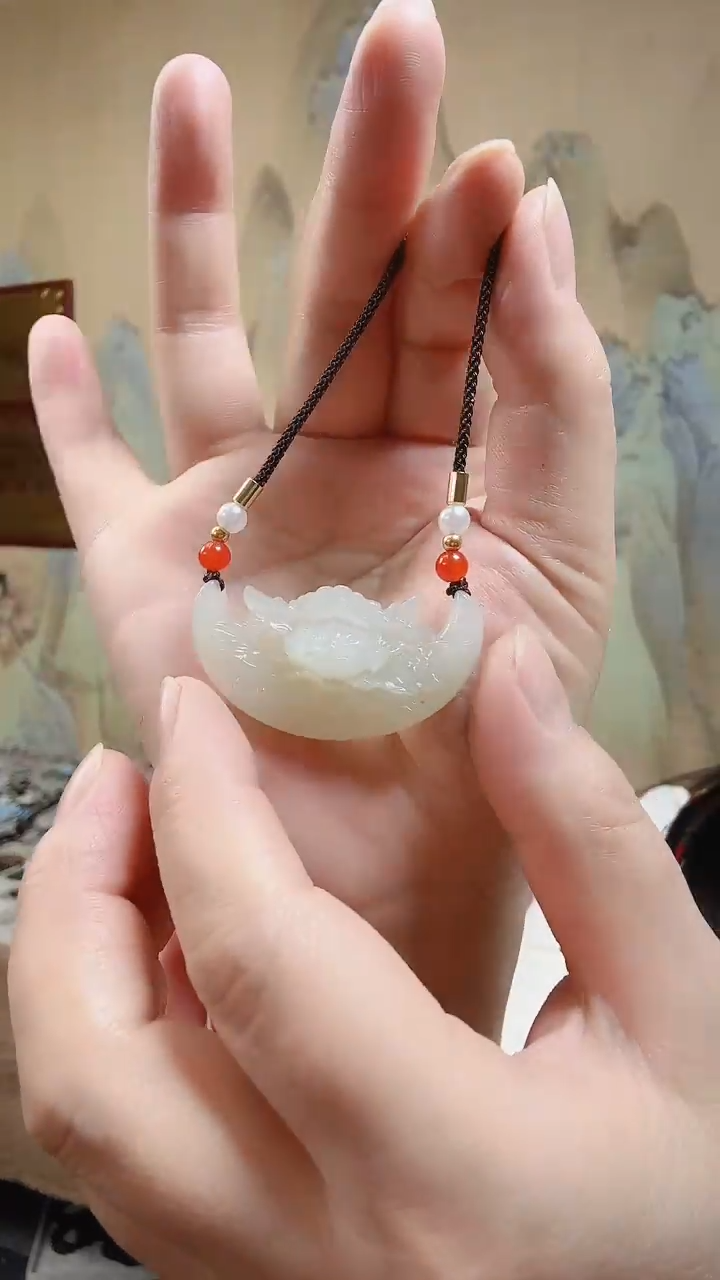 【闪购商品】和田玉颈饰未镶嵌.