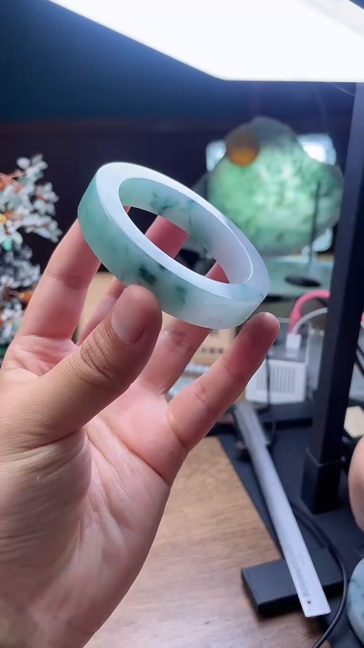 定制翡翠手镯未镶嵌定制