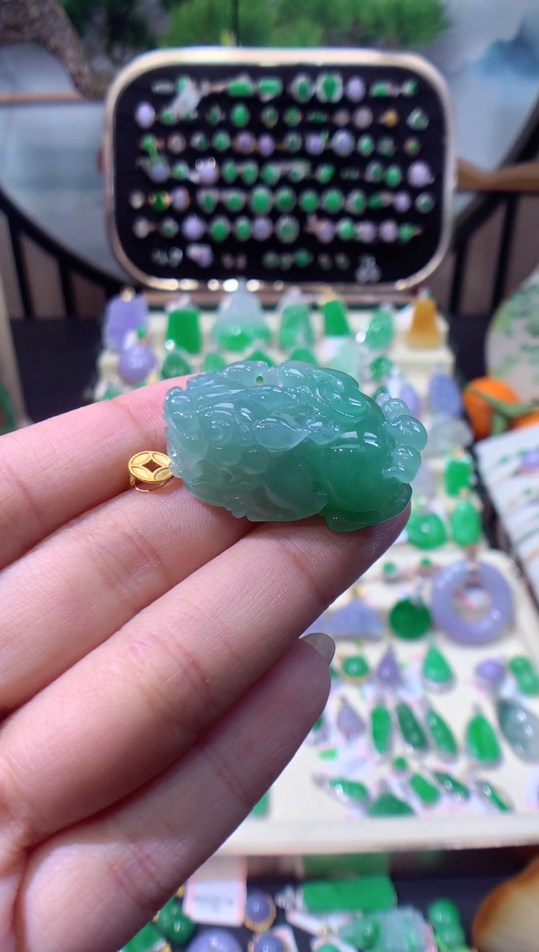 【闪购商品】翡翠颈饰18K金镶嵌缅甸天然A货翡翠