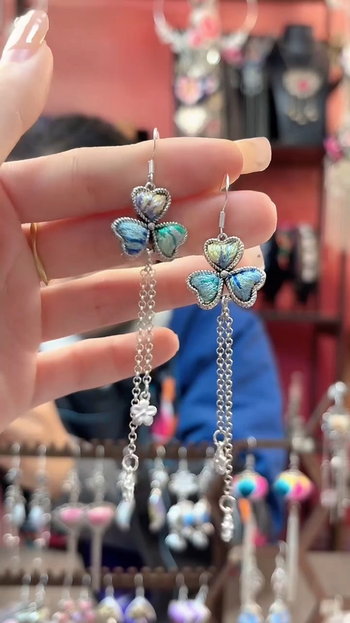 织绣 云织谣民族风精美饰品   266