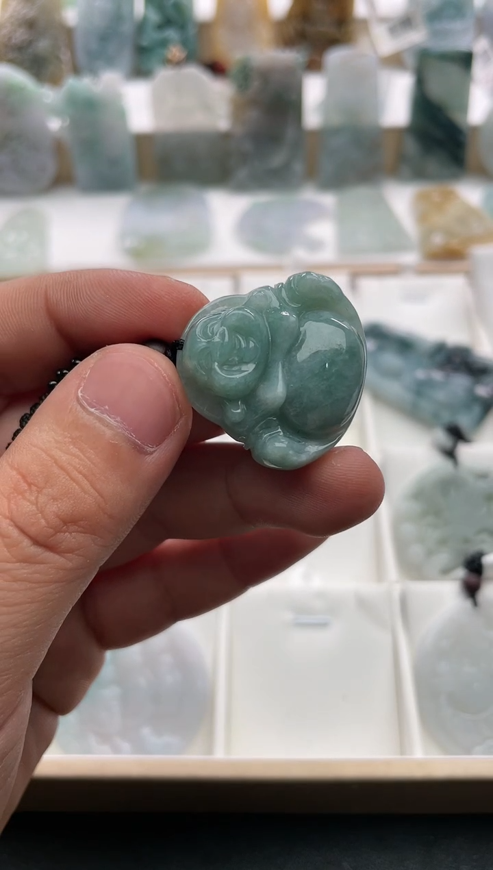 【闪购商品】翡翠颈饰未镶嵌..../1/16/202