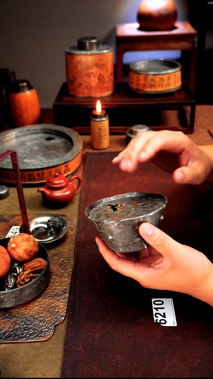 6211清仓福利纯锡斗笠型储水壶承11*5.5