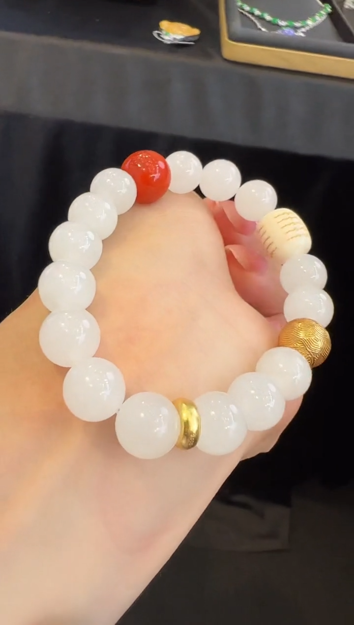未镶嵌手链和田玉手串